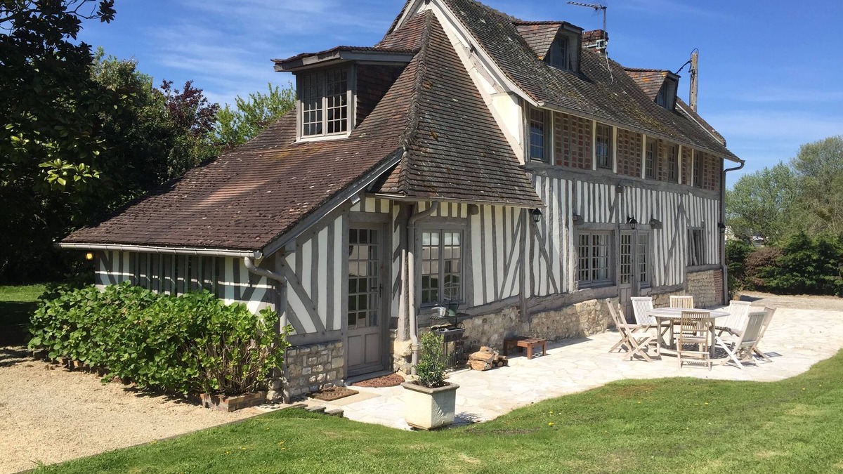 Canapville House | Charming and authentic Norman property with swimming pool 5 minutes from Deauville