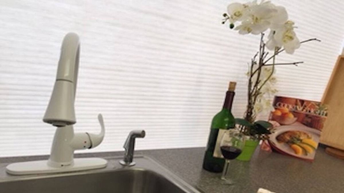 Fairfield Apartment | Charming and comfy bedroom