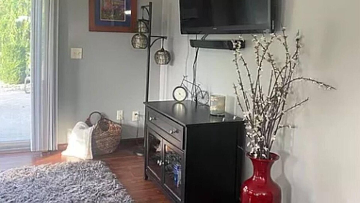 Bremen House | Charming and cozy 3bed 1bath home