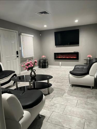 Downtown Las Vegas House | Charming and Cozy Place