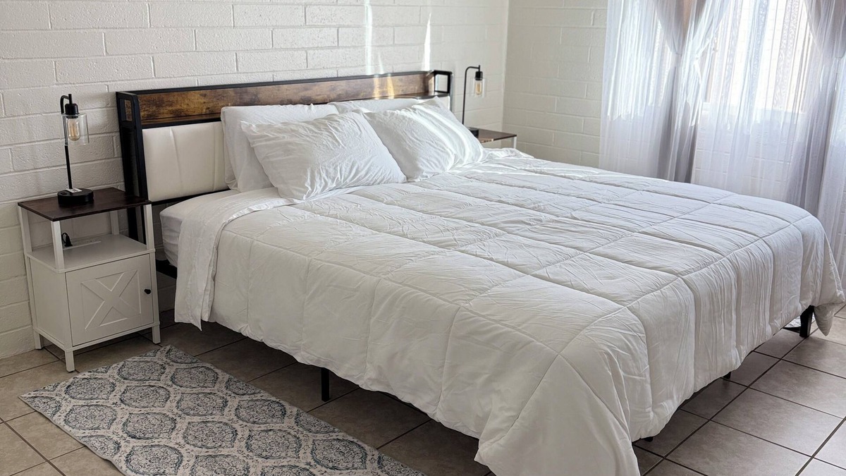 Keeling Apartment | Charming and quiet 1-bedroom apartment near amenities, U of A, & downtown Tucson
