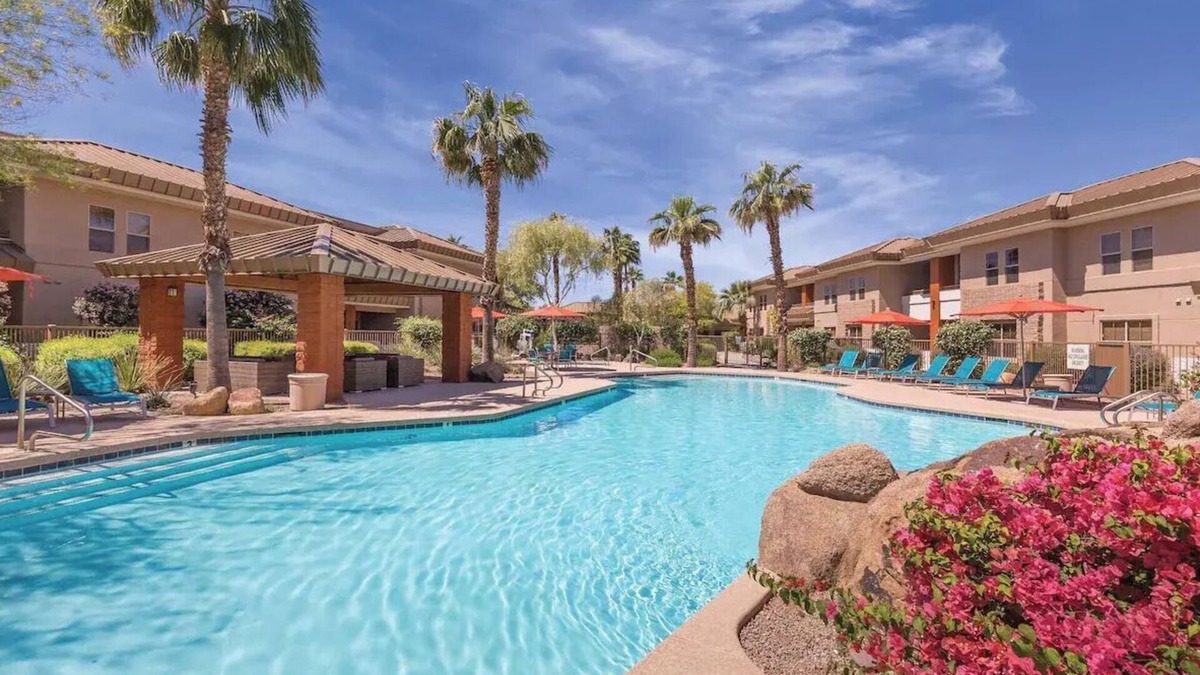 South Scottsdale Resort | Charming and Spacious 2-bedroom Resort with AC, Fitness, and Pool in Scottsdale