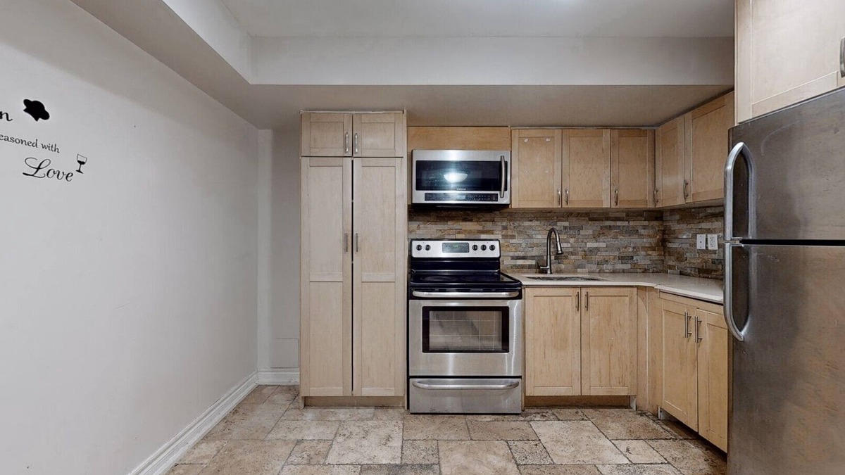 Brampton House | Charming and Spacious 2-Bedroom Retreat - Perfect for Relaxation or Adventure!
