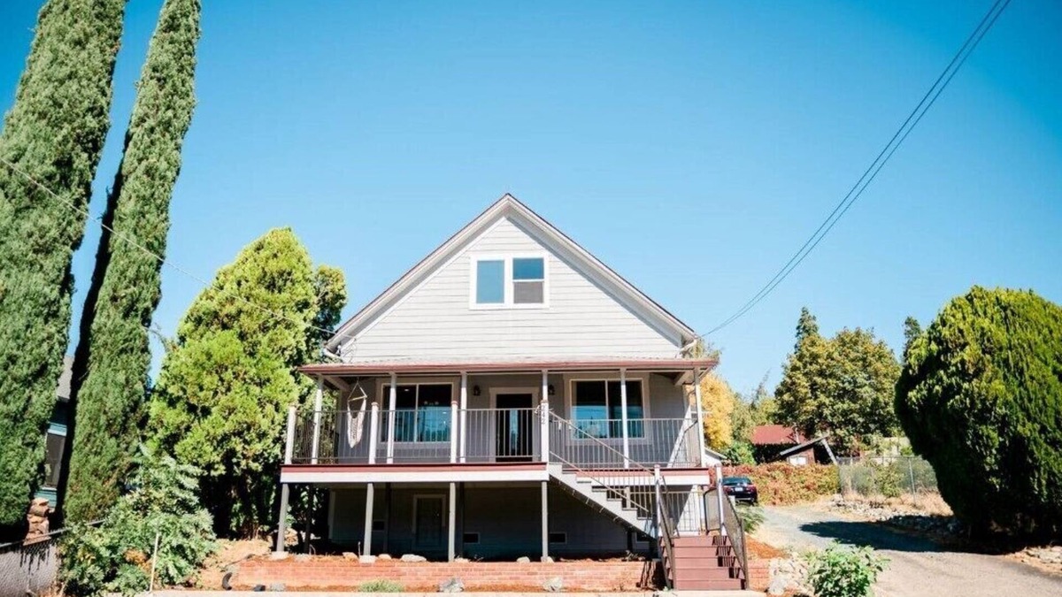 Grass Valley House | Charming and Updated Home Next to Downtown