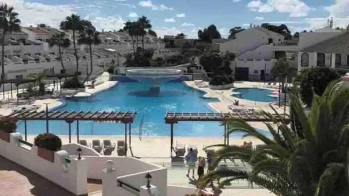 Arona Apartment | Charming apartment with pools, terrace and beatiful garden in Costa del Silencio