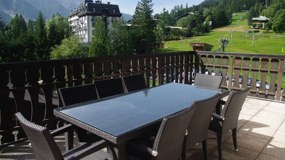 Chamonix City Centre Apartment | Charming apartment 8 people, next to the Savoy/Brévent ski slopes, Chamonix