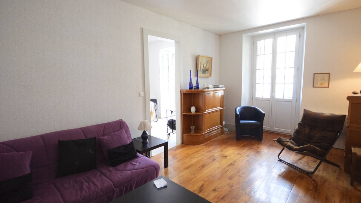 Evian-les-Bains Apartment | Charming apartment with balcony, wifi and pets allowed in Évian-les-Bains