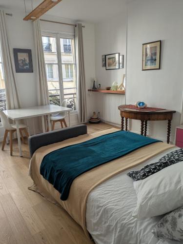 3rd Arrondissement Apartment | Charming apartment - famous Marais neighborhood