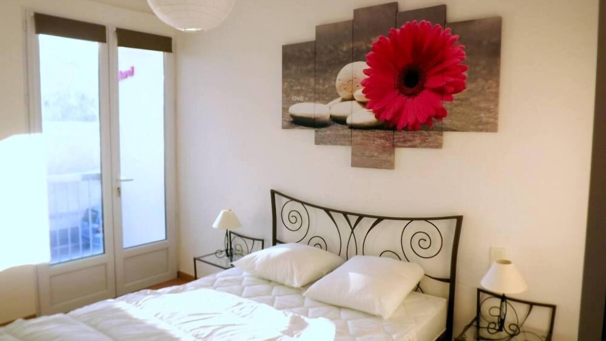 Meze Apartment | Charming apartment in residence on the port of Mèze - furnished with tourism 2 *
