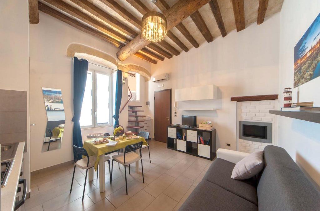 Trani Apartment | Charming Apartment in Trani with City View and Parking.