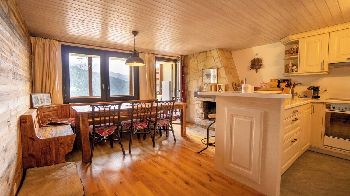 Alpe des Chaux Apartment | Charming apartment located in Les Arsets approx. 1 km from the start of the Fracherets ski lift link
