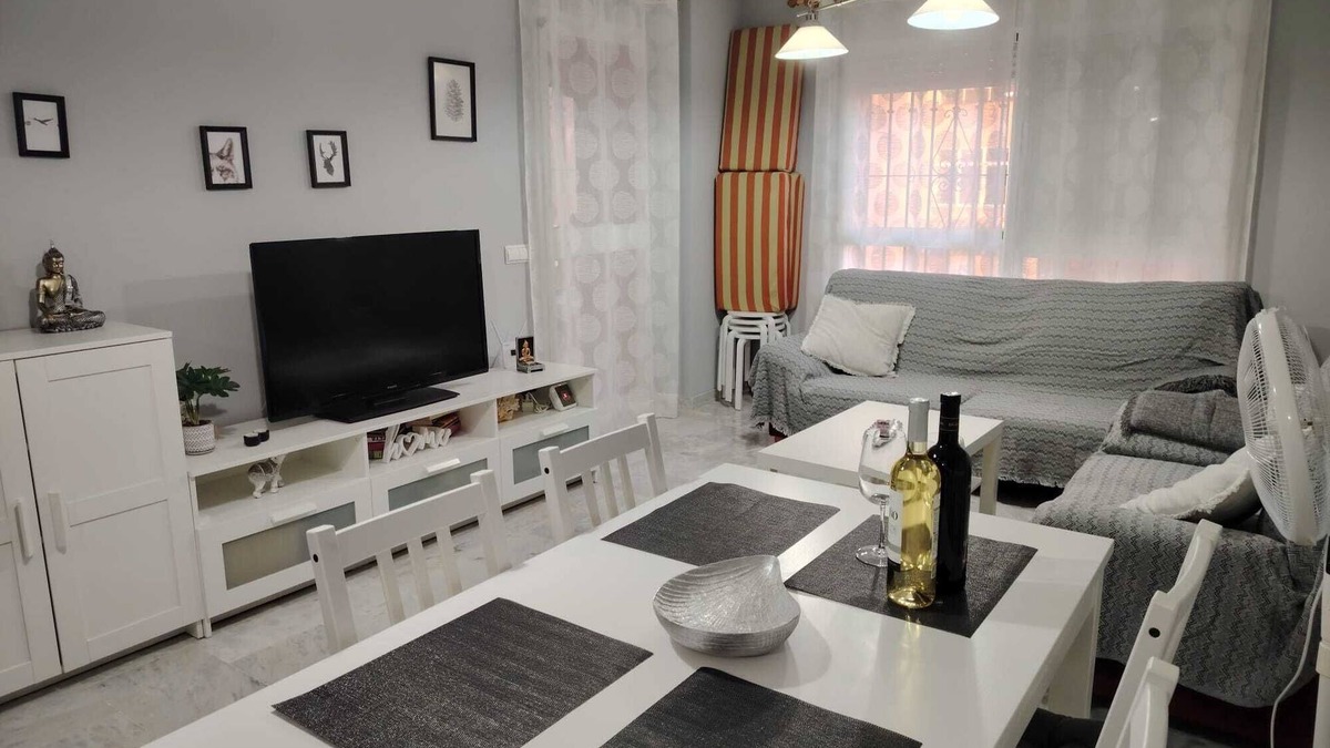 Castillo de Sabinillas Apartment | Charming apartment with terrace and private patio, just 300 meters from the beach.