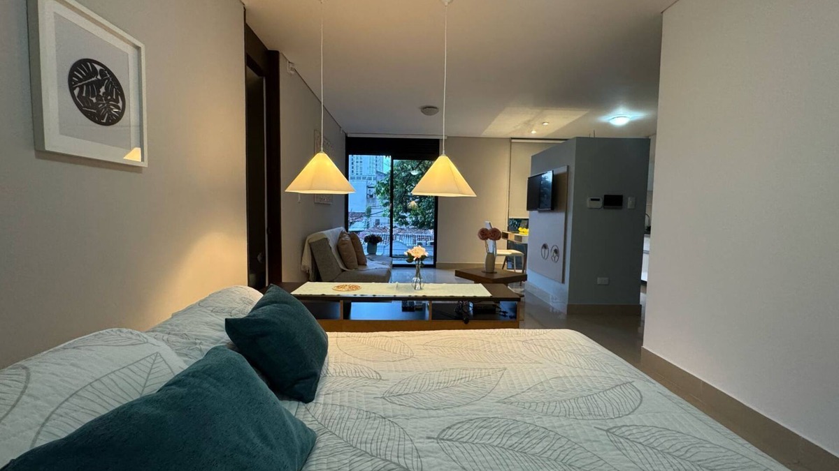 Cali Apartment | Charming apartment with AC and WiFi in delightful Peñon Neighborhood
