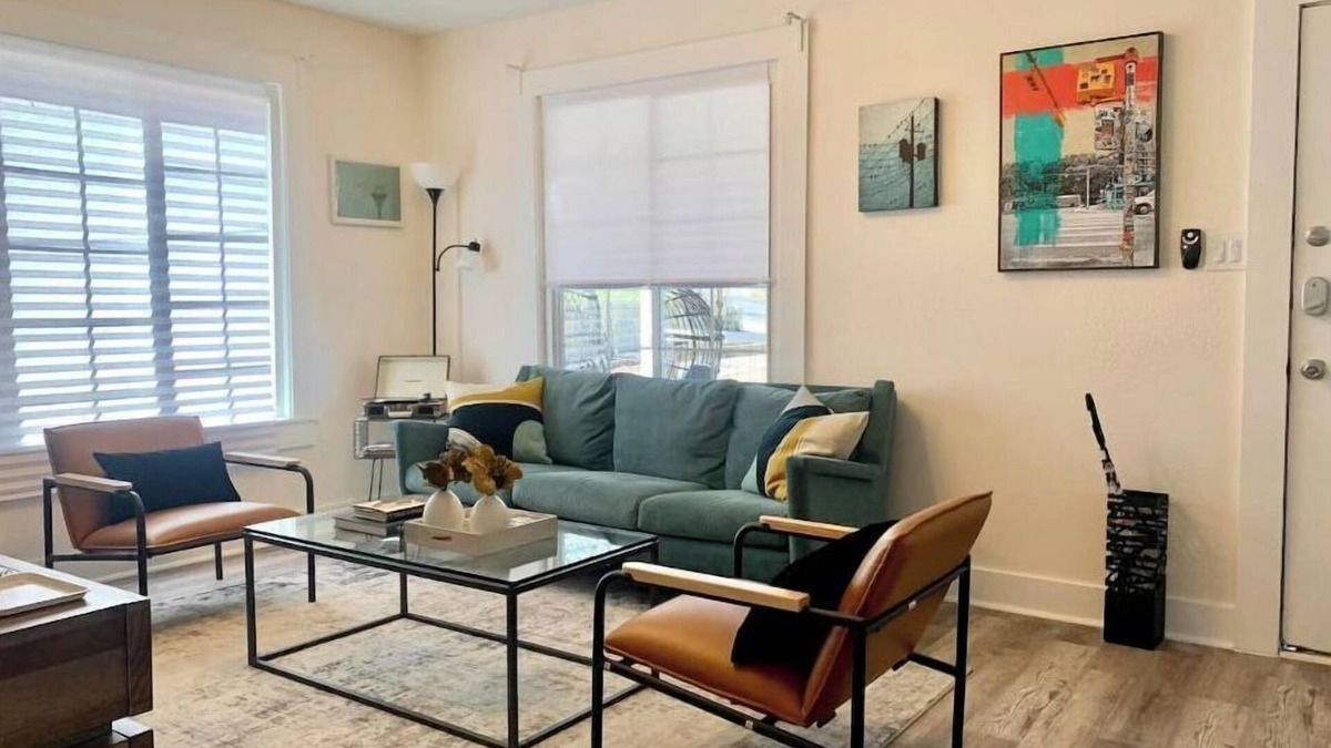 Hancock House | Charming Austin Cottage, Work/Vacation Lifestyle