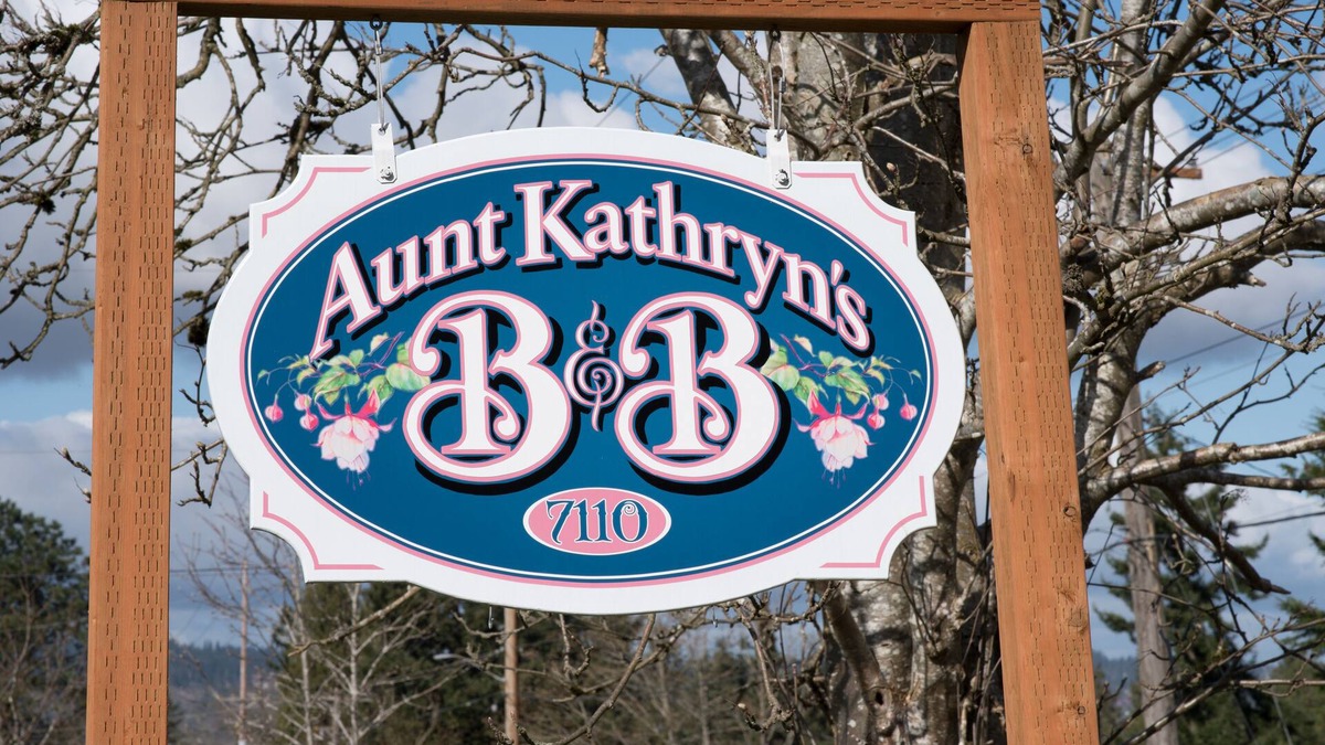 Everett Bed & Breakfast | Charming B&B in Snohomish