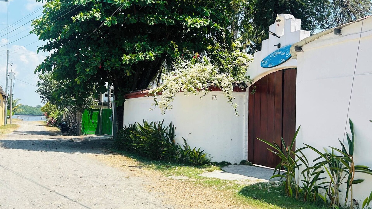 La Herradura Resort | Charming beach house with AC in Costa del Sol - 3 bedrooms, for 10 people