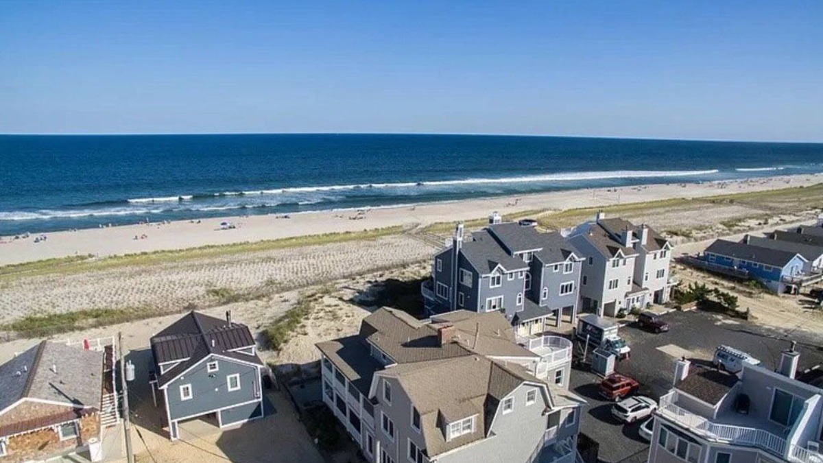 Ocean Beach III House | Charming beach home with access to private beach