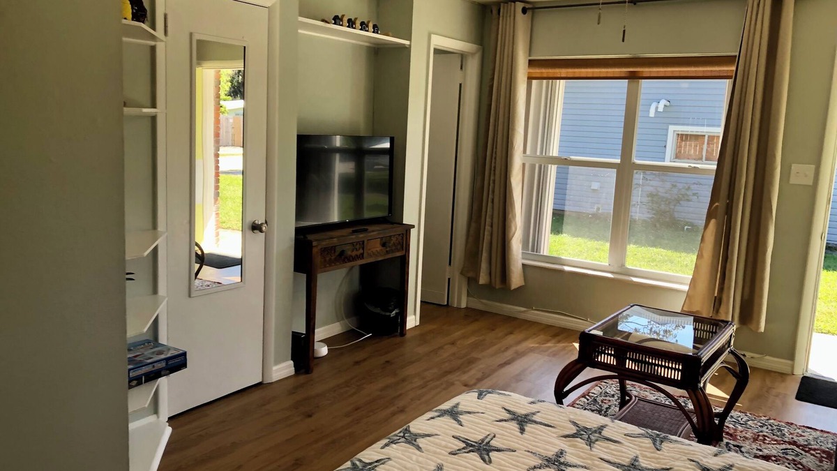 Cocoa Beach House | Charming Beach Studio in lovely Cocoa Beach Near Downtown