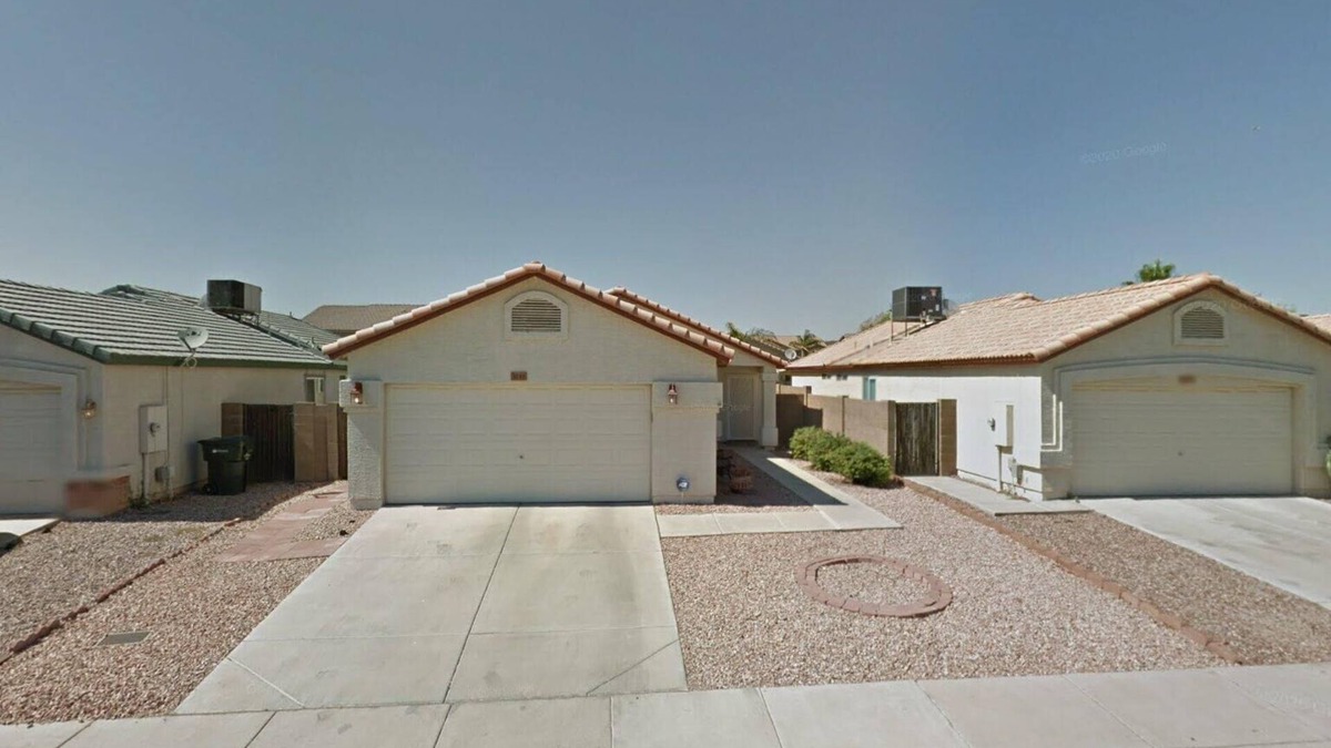 Deer Valley House | Charming bedroom in a house with WiFi, AC, & more in welcoming Phoenix!