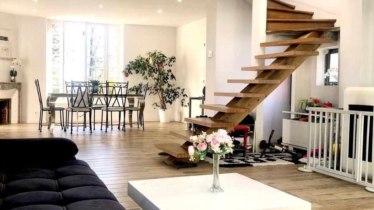 Jouy-sur-Morin House | 🏡 Charming Bourgeois House – 1h from Paris – 12 Guests – Large Garden