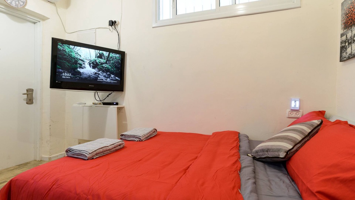 Tel Aviv City Center Apartment | Charming Boutique Stodio - heart of tel aviv