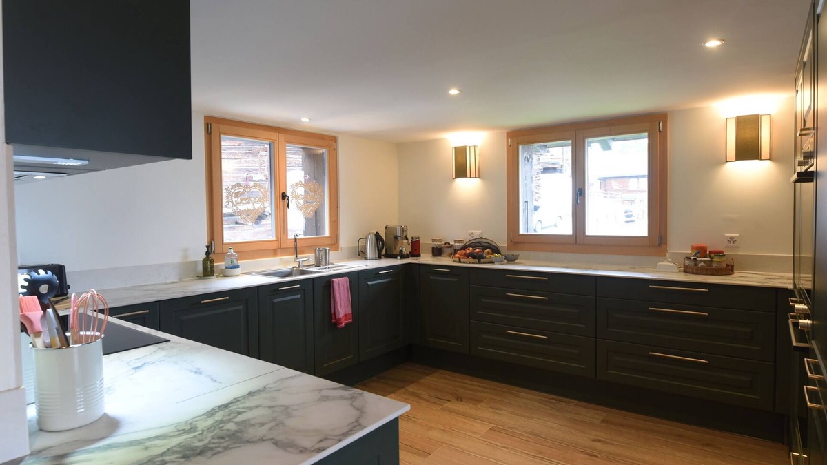 St. Luc Ski Chalet | Charming brand new chalet, completely renovated, with bright and spacious rooms, located towards the
