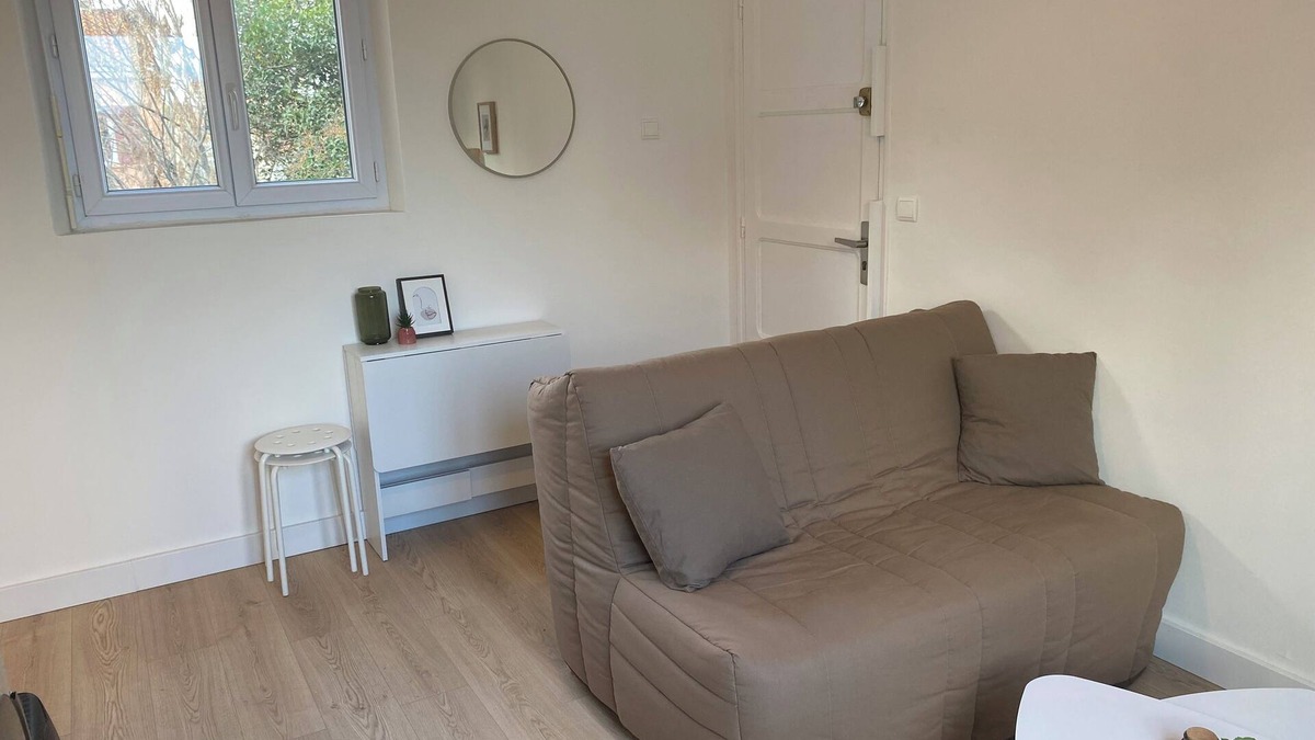 Avignon Apartment | CHARMING, BRIGHT APARTMENT IN THE HEART OF AVIGNON