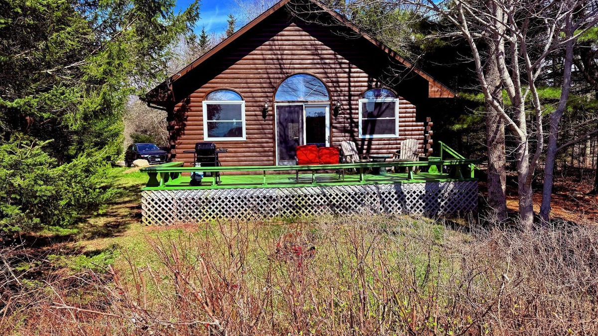 Seal Cove Cabin | Charming cabin in phenomenal Seal Cove ME