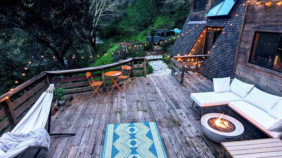 Carmel Valley Cabin | Charming cabin in Carmel Valley with private trail and wood-burning fireplace