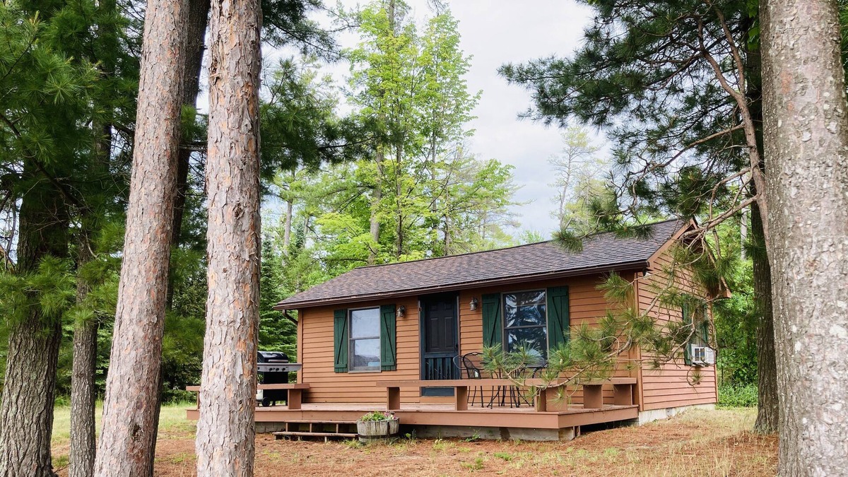 Rapid City Cabin | Charming Cabin on Elk Lake - Private Beach and Glorious Fall Colors!