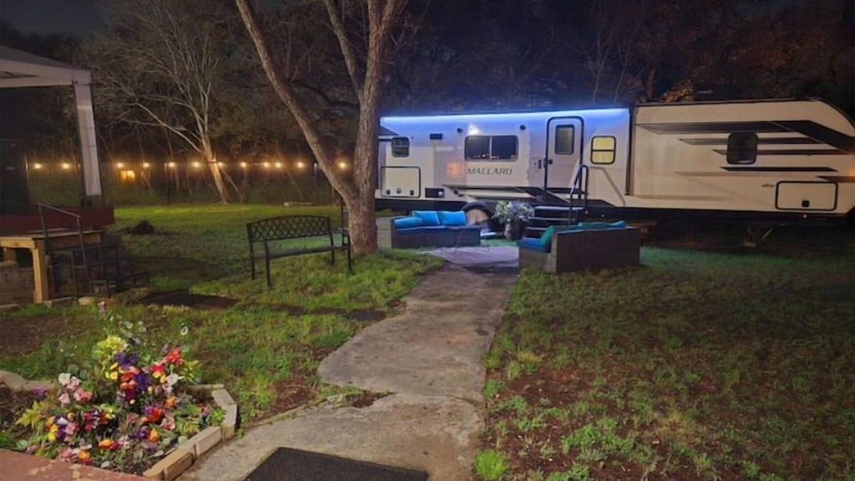 Leon Valley RV Rental | Charming campground in San Antonio for a relaxing getaway