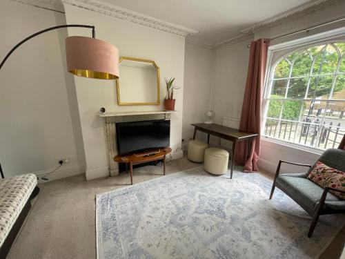Islington Apartment | Charming & Central 2BD Flat - Islington