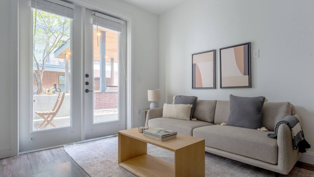 Hancock Apartment | Charming Central Austin 1BR w/Pool, Gym & W/D nr U. Texas, by Blueground