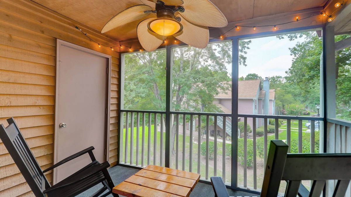 North Charleston Condo | Charming Charleston Condo