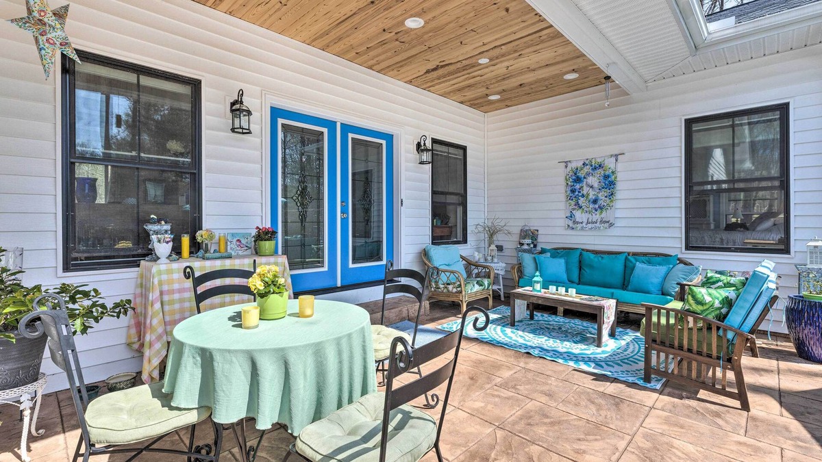 Charlottesville Cottage | Charming Charlottesville Apt w/Outdoor Space!