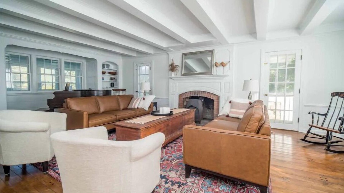 Chautauqua House | Charming Chautauqua century home w/modern touches