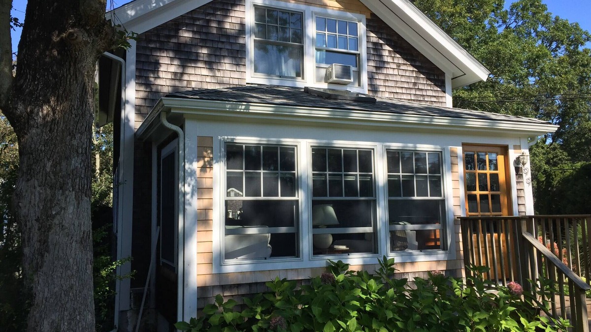 Vineyard Haven House | Charming, Clean And Well Maintained Home Walking Distance To Town And Beach