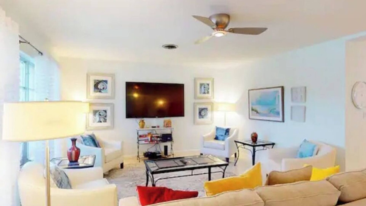 Clearwater House | Charming Clearwater Family Home w pool