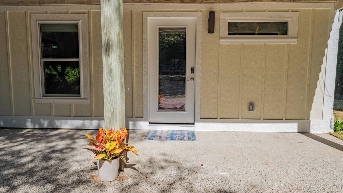 Kitty Hawk Apartment | Charming Coastal Oasis with Heated Pool in Kitty Hawk, NC