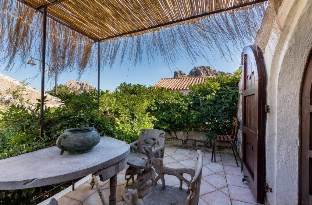 San Pantaleo House | Charming Cottage Il Glicine a San Pantaleo