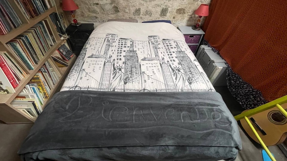 Avrilly House | Charming cottage on a secluded Mount