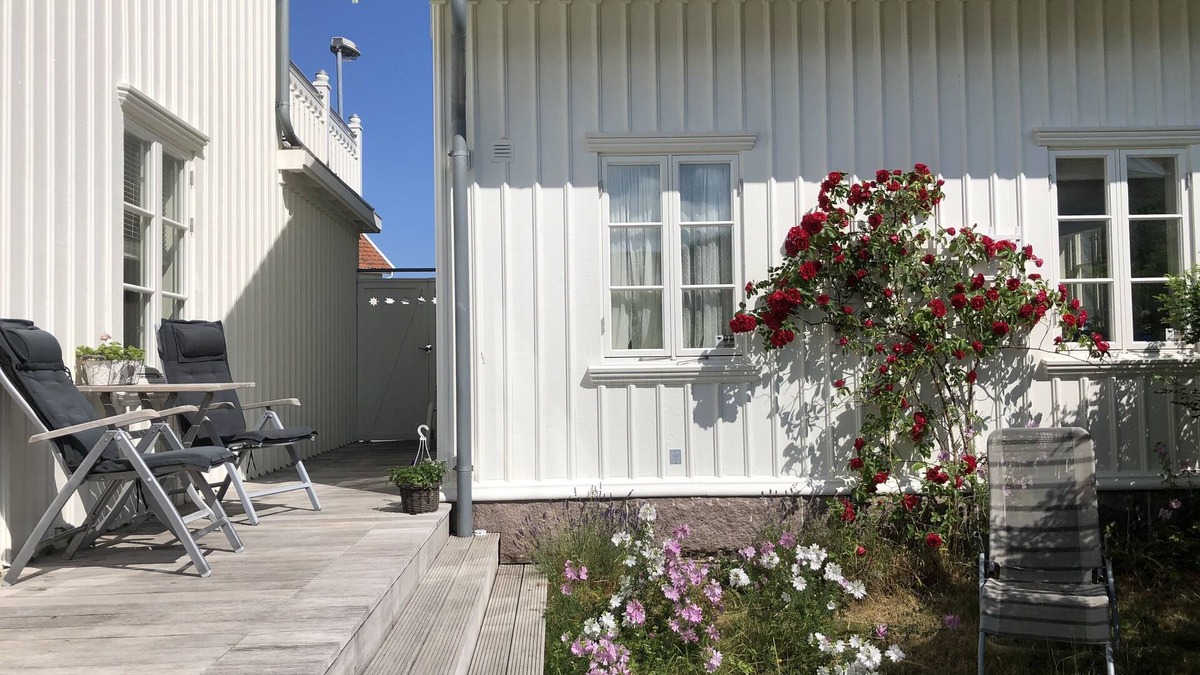 Fiskebackskil House | Charming cottage with patio