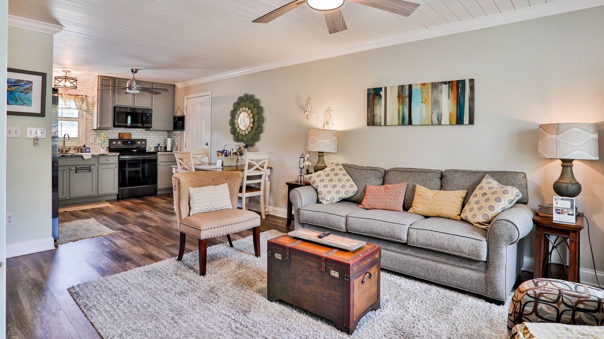 Fruit Cove Cottage | Charming cottage with shared pool, sauna, patio, grill & loft - dog-friendly