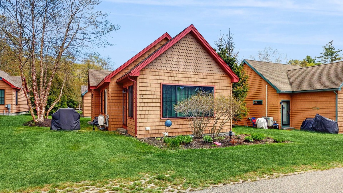 Wells Cottage | Charming Cottage with a Game Room, Pool, and Coastal Attractions Nearby