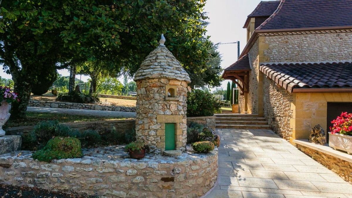 Le Bugue Cottage | Charming Cottage with Shared Pool in Peaceful Périgord Noir