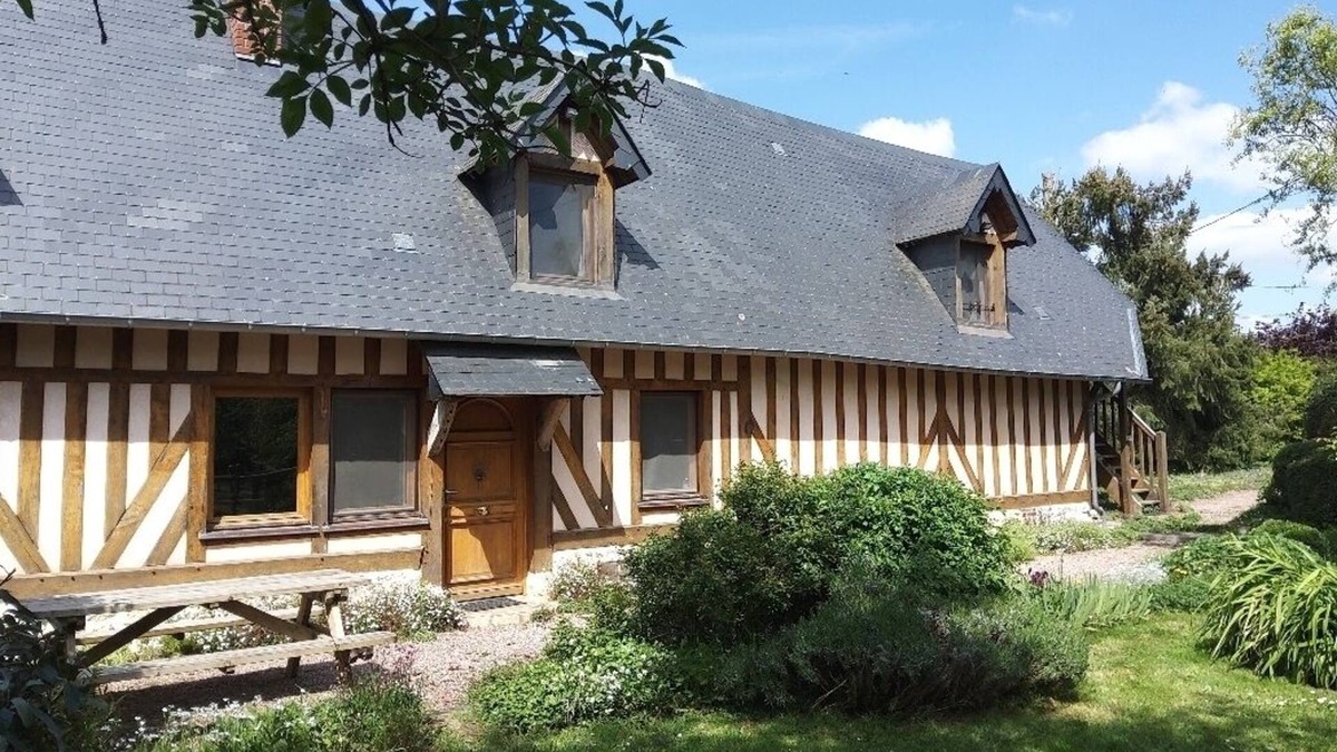 Marolles Cottage | CHARMING COUNTRY COTTAGE IN THE HEART OF THE PAYS D'AUGE NEAR LISIEUX & COTE FLEURIE