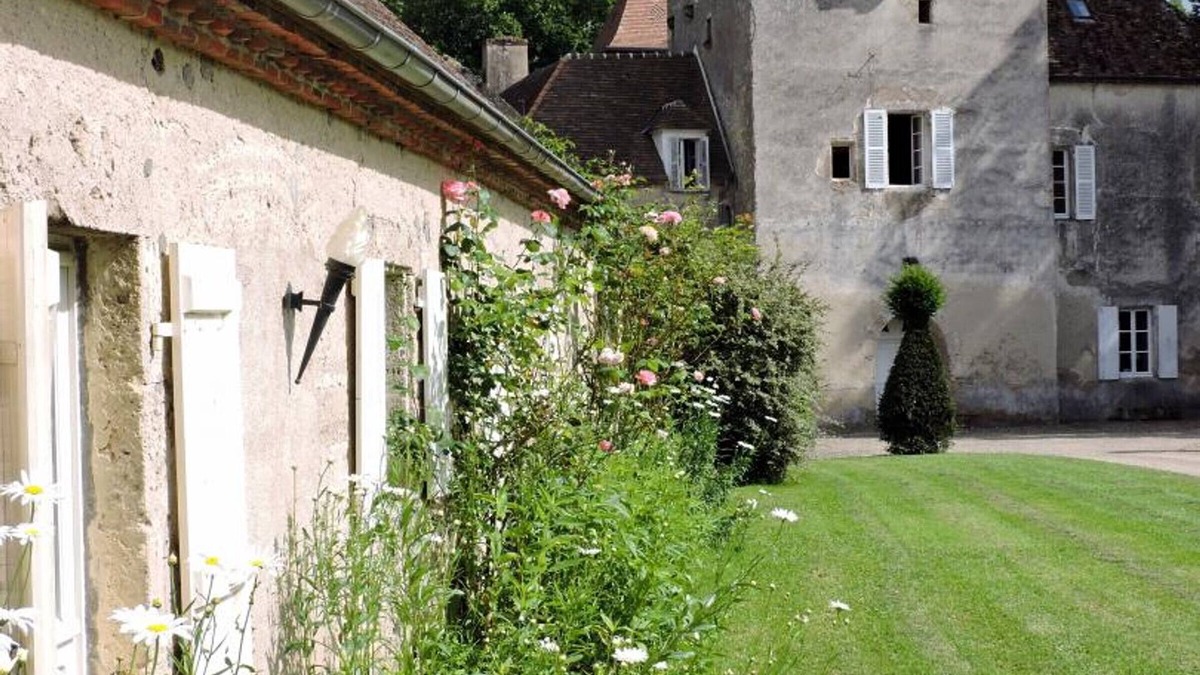 Trateau Cottage | Charming country house with garden and pets allowed