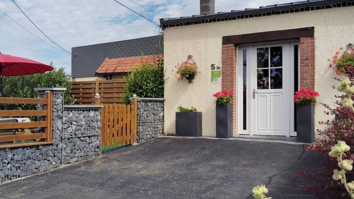 Eppe-Sauvage Cottage | Charming Countryside Cottage with Terrace, Pet-Friendly, Near Val Joly