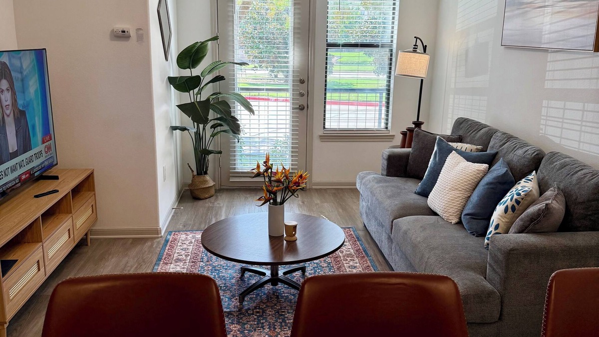 Frisco Apartment | Charming & Cozy 1BR/1BA/2BEDS. Pool/Gym/Shops