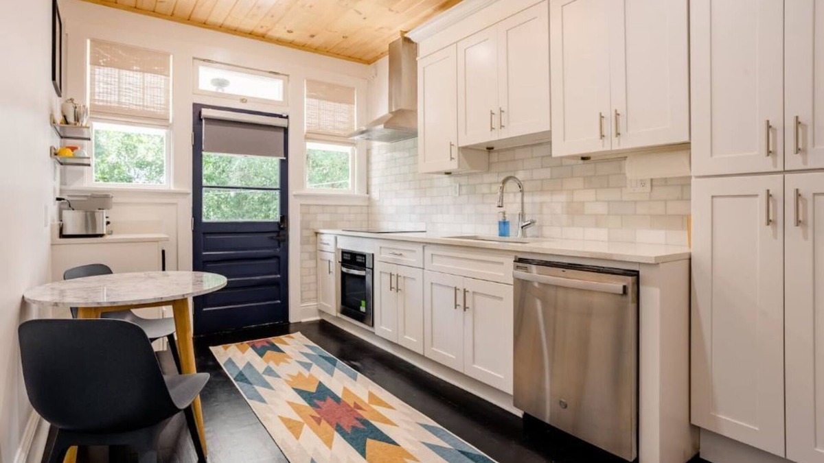 Seminole Heights House | Charming, Cozy 2-BR Apt Near Downtown Tampa